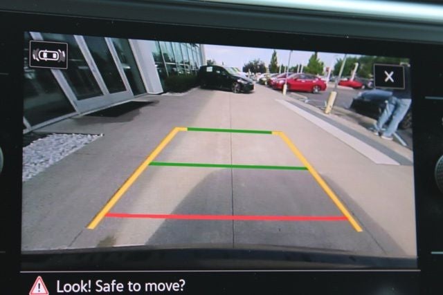 2021 Volkswagen Atlas Cross Sport 2.0T SE w/Technology