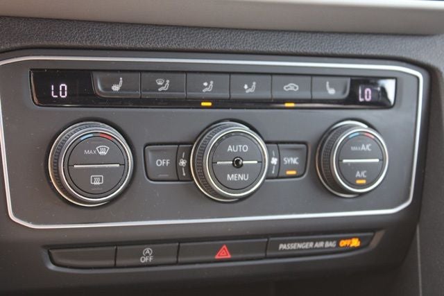 2021 Volkswagen Atlas Cross Sport 2.0T SE w/Technology