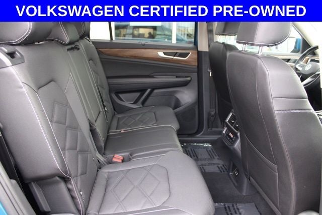 2025 Volkswagen Atlas 2.0T SE w/Technology