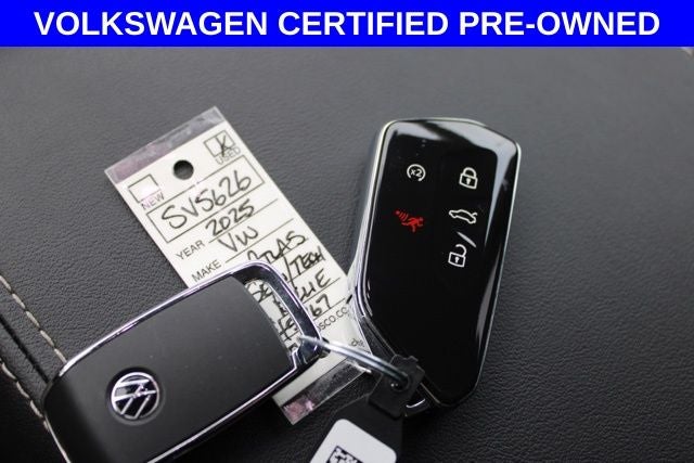 2025 Volkswagen Atlas 2.0T SE w/Technology