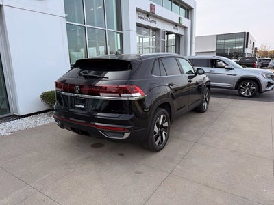 2026 Volkswagen Atlas Cross Sport SE w/Technology