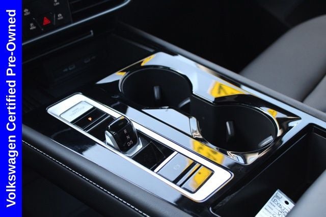 2025 Volkswagen Atlas Cross Sport 2.0T SE w/Technology