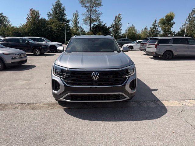 2026 Volkswagen Atlas Cross Sport 2.0T SE