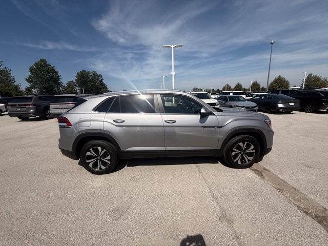 2026 Volkswagen Atlas Cross Sport 2.0T SE