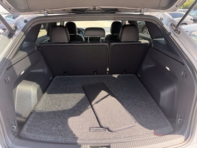 2026 Volkswagen Atlas Cross Sport 2.0T SE