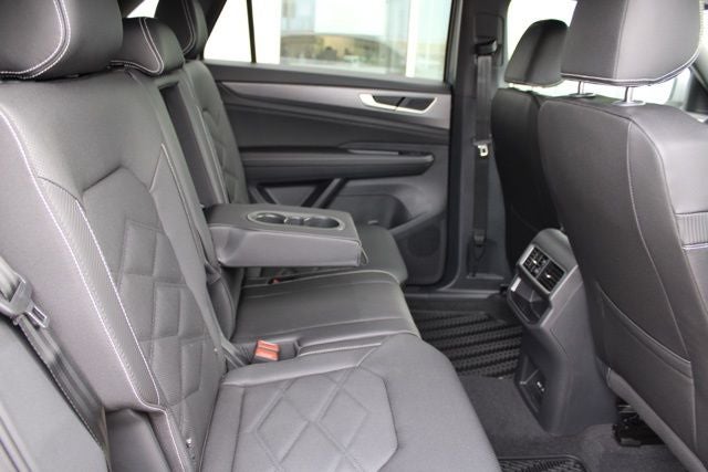 2026 Volkswagen Atlas Cross Sport 2.0T SE