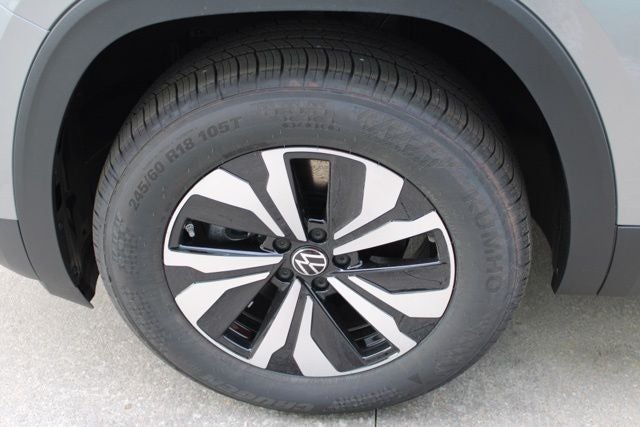 2026 Volkswagen Atlas Cross Sport 2.0T SE