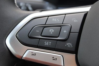 2026 Volkswagen Atlas Cross Sport 2.0T SE