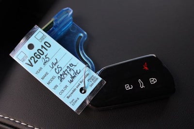 2026 Volkswagen Atlas Cross Sport 2.0T SE