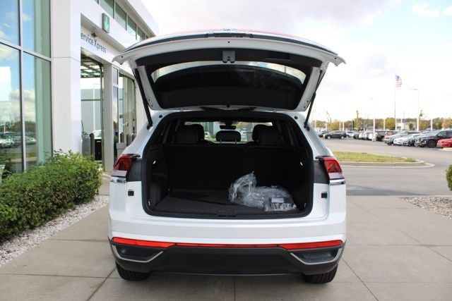 2026 Volkswagen Atlas Cross Sport 2.0T SE