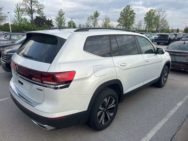 2026 Volkswagen Atlas 2.0T SE