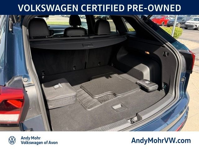 2023 Volkswagen Atlas Cross Sport 2.0T SEL R-Line Black
