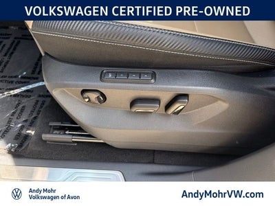 2023 Volkswagen Atlas Cross Sport 2.0T SEL R-Line Black