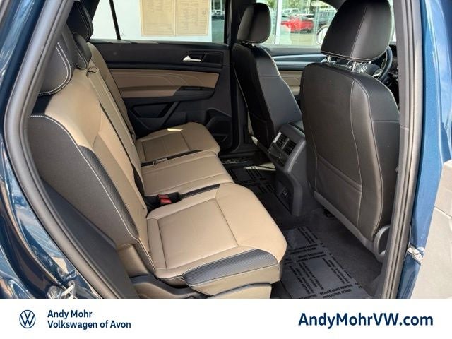 2023 Volkswagen Atlas Cross Sport 2.0T SEL R-Line Black