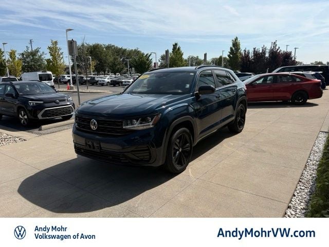 2023 Volkswagen Atlas Cross Sport 2.0T SEL R-Line Black