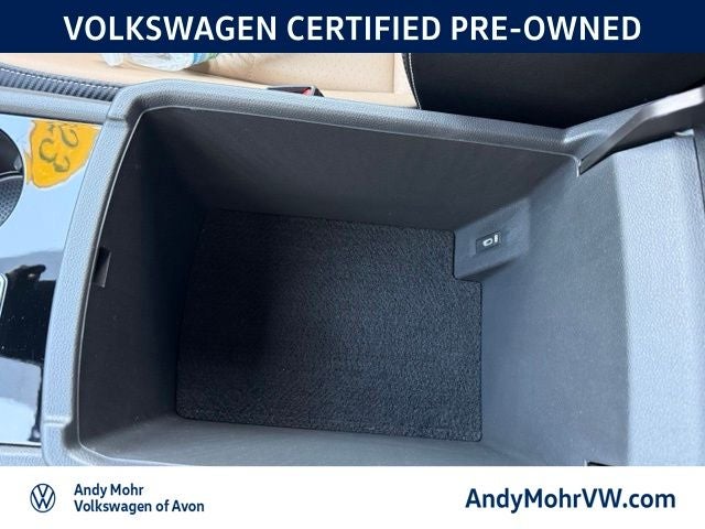 2023 Volkswagen Atlas Cross Sport 2.0T SEL R-Line Black
