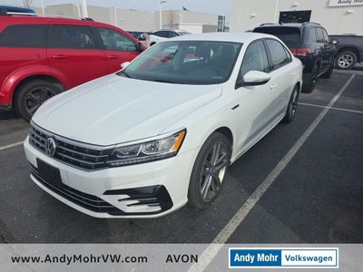 2018 Volkswagen Passat 2.0T R-Line