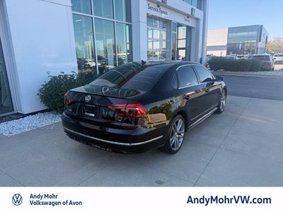 2018 Volkswagen Passat 2.0T R-Line