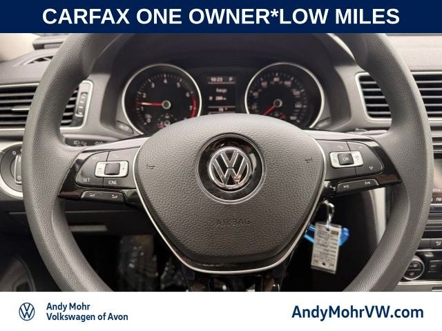 2016 Volkswagen Passat 1.8T S