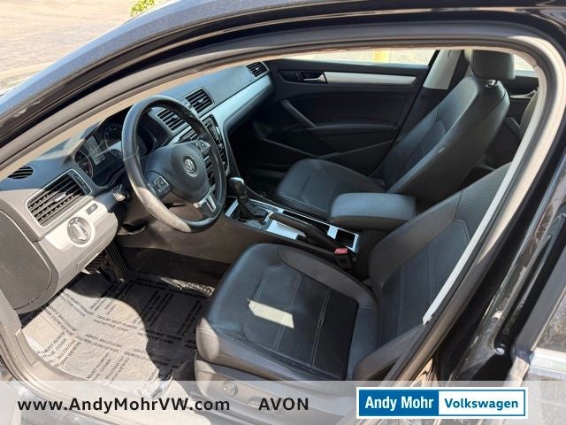 2012 Volkswagen Passat 2.5 SE w/Sunroof