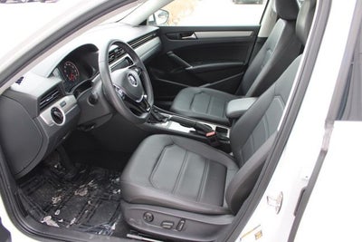 2021 Volkswagen Passat 2.0T SE