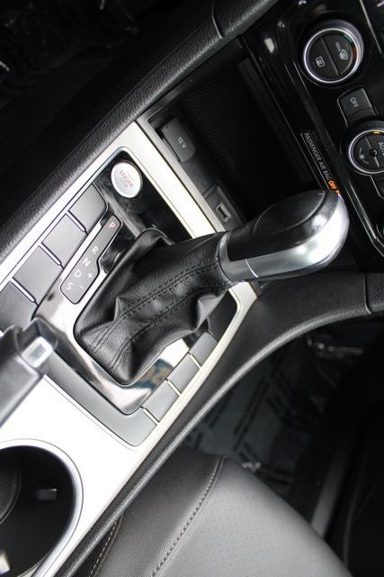 2021 Volkswagen Passat 2.0T SE