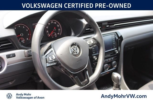 2022 Volkswagen Passat 2.0T SE