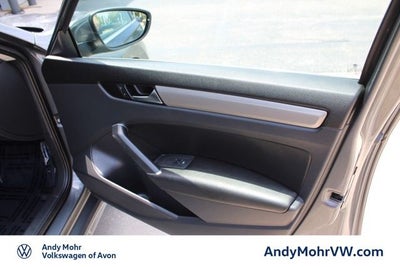 2022 Volkswagen Passat 2.0T SE