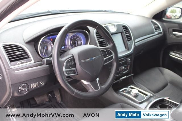 2018 Chrysler 300 Touring