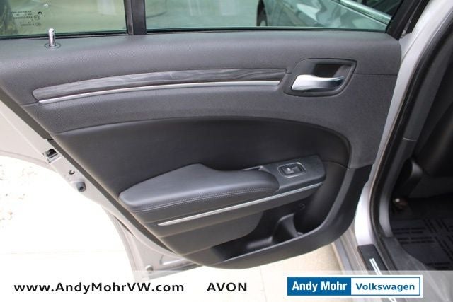 2018 Chrysler 300 Touring