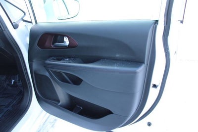 2019 Chrysler Pacifica Touring L Plus