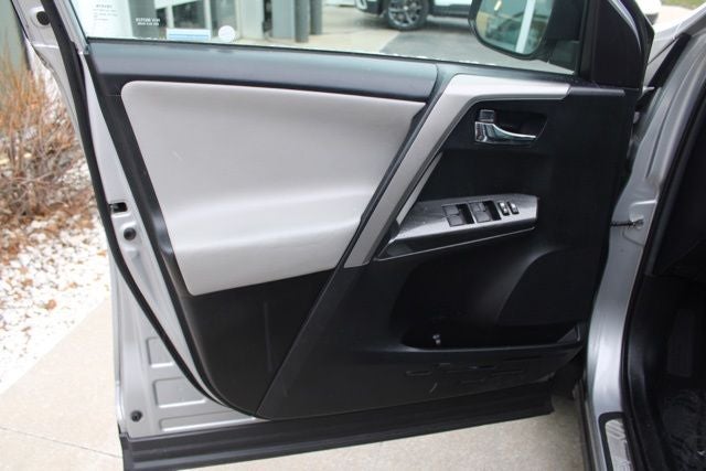 2018 Toyota RAV4 Adventure