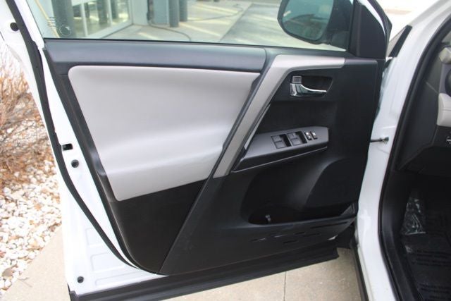 2018 Toyota RAV4 Adventure