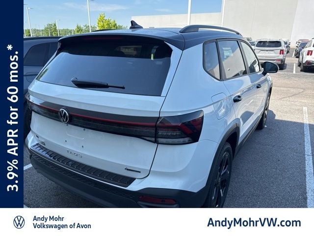 2026 Volkswagen Taos 1.5T SE Black