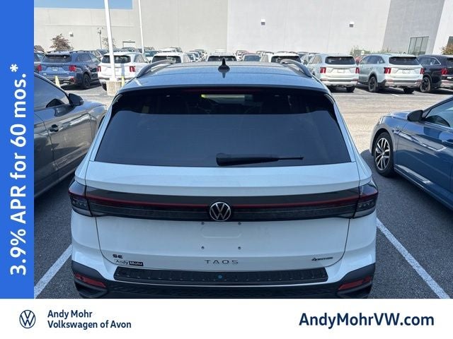 2026 Volkswagen Taos 1.5T SE Black
