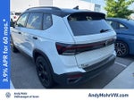2026 Volkswagen Taos 1.5T SE Black