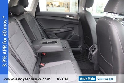 2026 Volkswagen Taos 1.5T SE Black