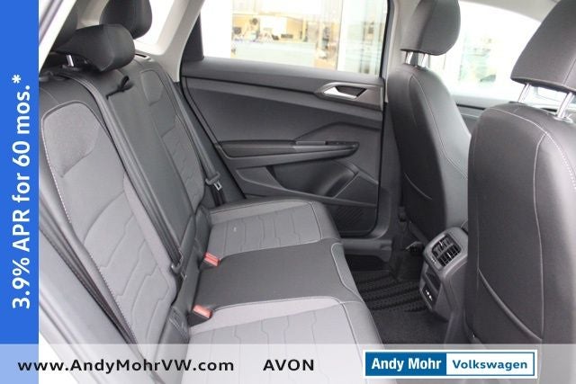 2026 Volkswagen Taos 1.5T SE Black