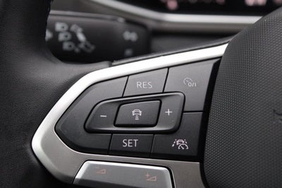 2026 Volkswagen Taos 1.5T SE Black