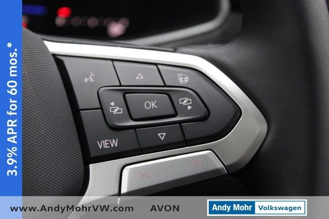 2026 Volkswagen Taos 1.5T SE Black