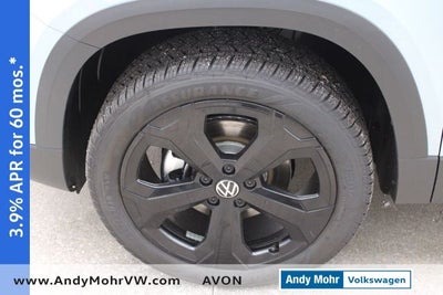 2026 Volkswagen Taos 1.5T SE Black