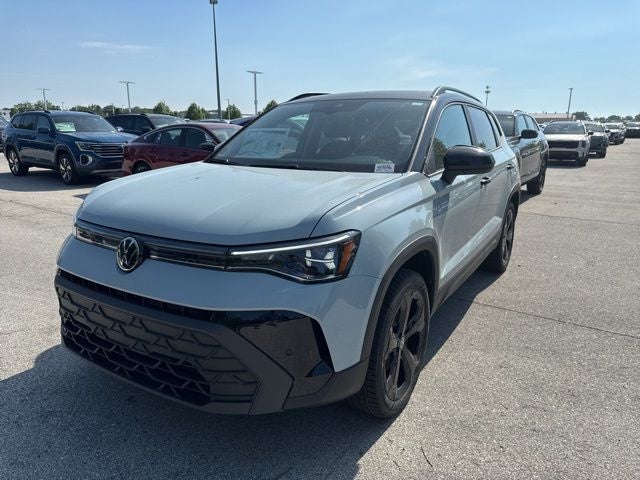 2026 Volkswagen Taos 1.5T SE Black
