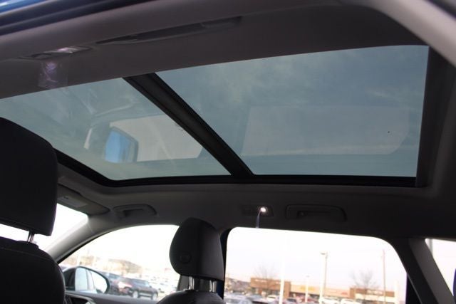 2026 Volkswagen Taos 1.5T SE Black