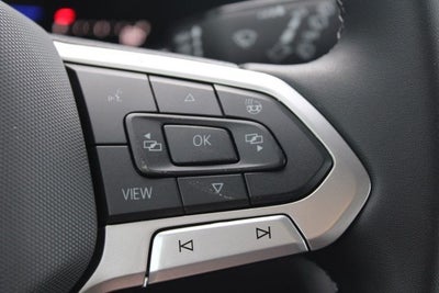 2026 Volkswagen Taos 1.5T SE Black