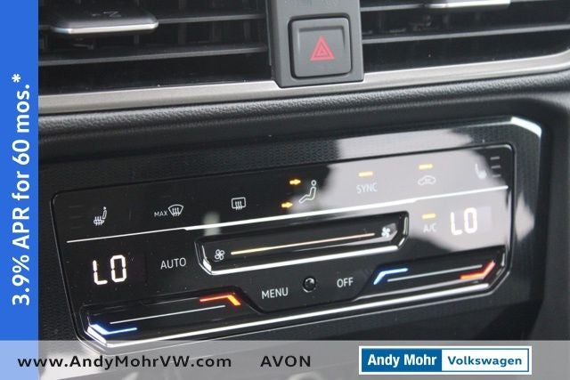 2026 Volkswagen Taos 1.5T SE Black