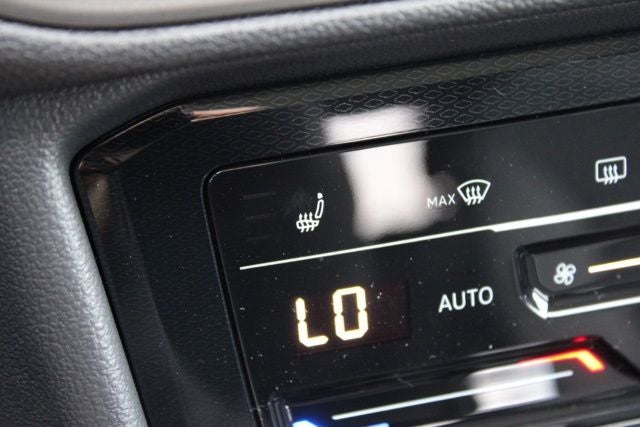 2026 Volkswagen Taos 1.5T SE Black