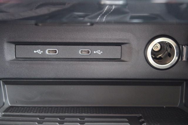 2026 Volkswagen Taos 1.5T SE Black