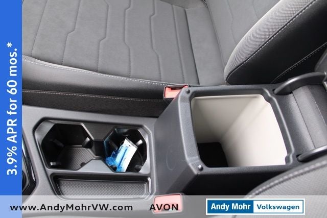 2026 Volkswagen Taos 1.5T SE Black