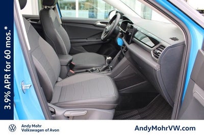 2026 Volkswagen Taos 1.5T SE Black