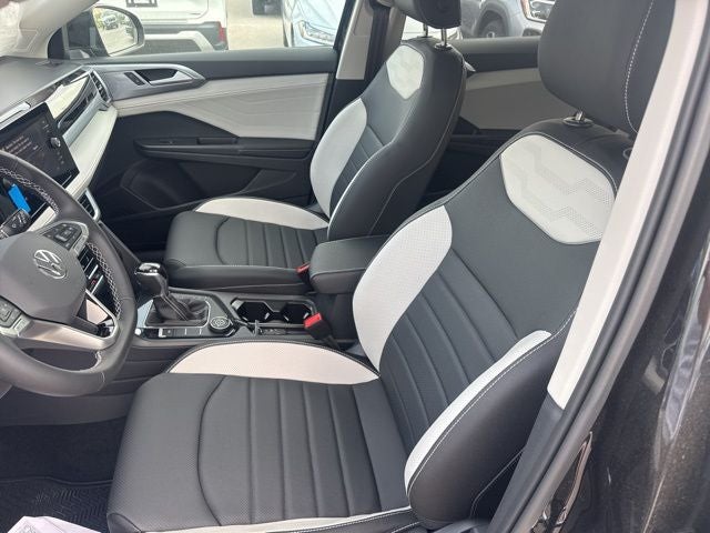 2026 Volkswagen Taos 1.5T SEL